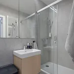 Zwirnovka - Brand New - 24-7 - Free Parking - Shopping Center Nivy - Main Bus Station * Братислава