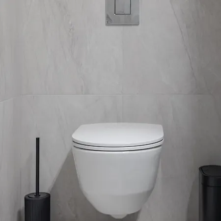 Apartment Zwirnovka - Brand New - 24-7 - Free Parking - Shopping Center Nivy - Main Bus Station *